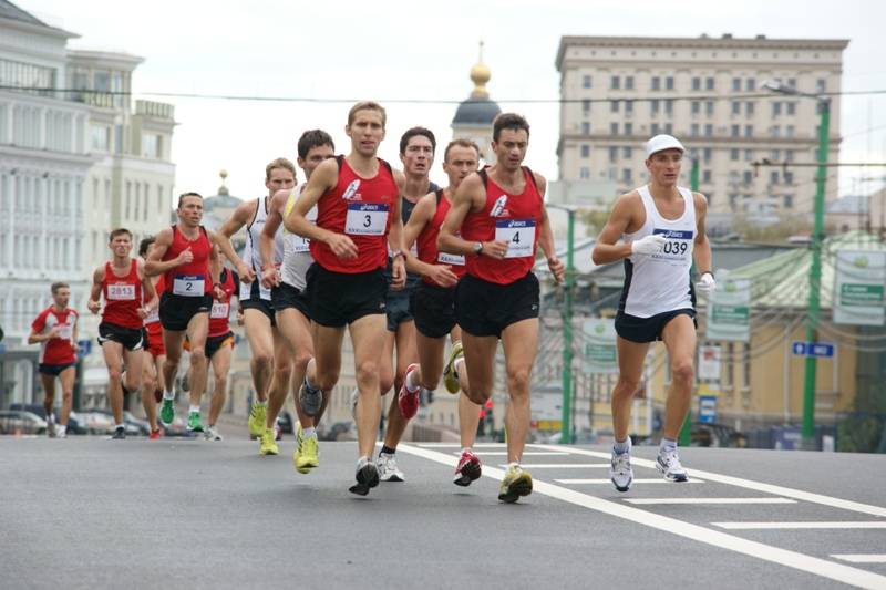 Забеги мир. Московский Международный марафон. Московский марафон 2003.