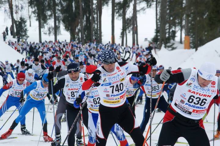 Почти 1300 участников собрал Деминский лыжный марафон